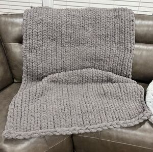 Chunky Hand‎ knit blanket